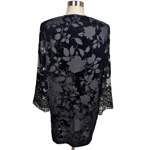 VTG 80’s Rickie Freeman For T.J. Nites Flocked Black Velvet Kimono Jacket Size 8 - Picture 4 of 12